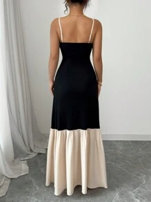Elenzga Women Plain Color Patchwork Spaghetti Strap Simple Pleated Dress