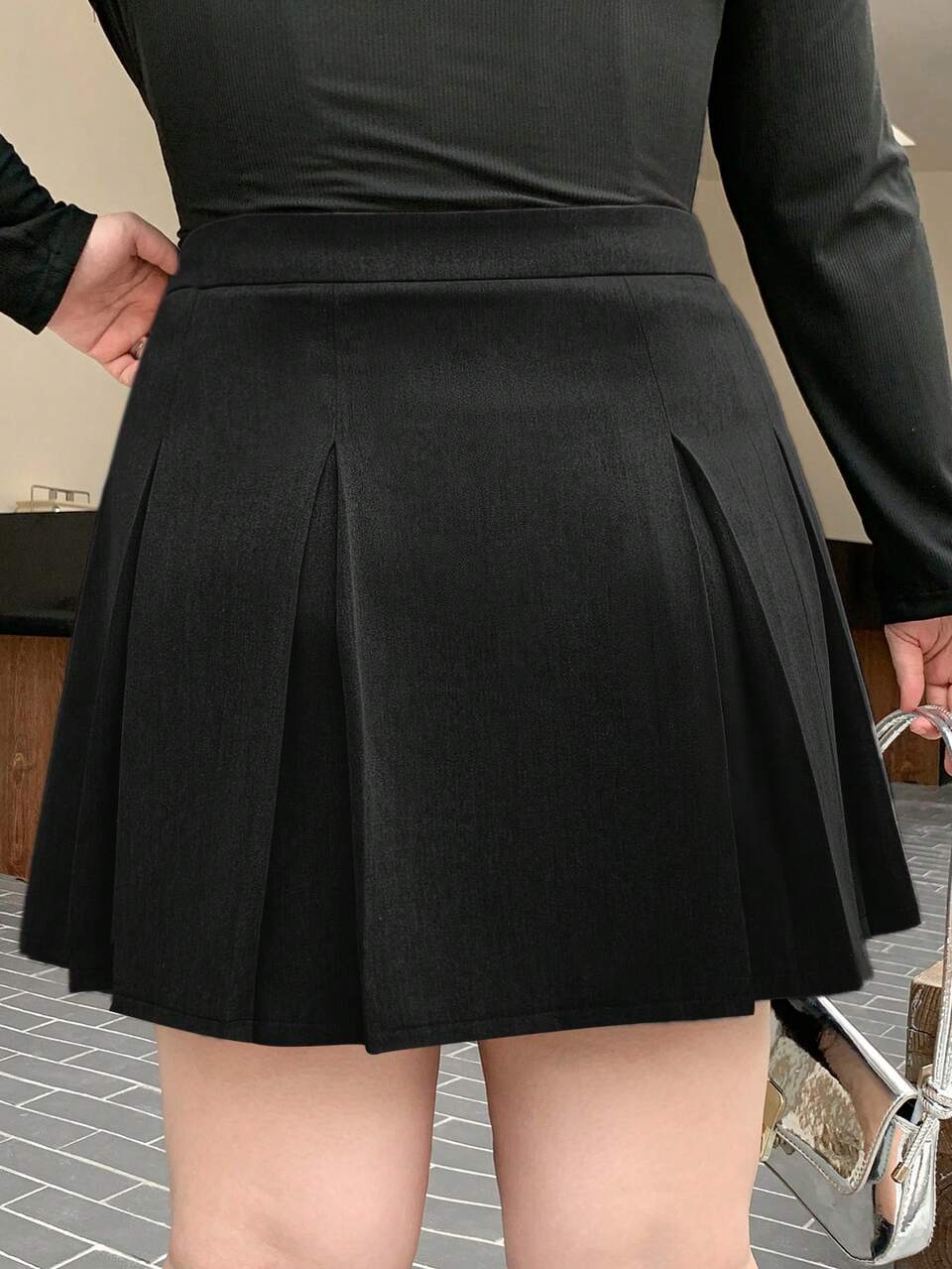 Dazy Plus Plus Size Solid Color Pleated Mini Skirt, Suitable For All Seasons, Back To School Clothes Fall Skirts