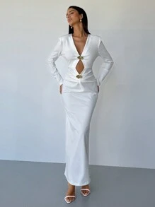 Aloruh 女士纯白色性感复古金属花朵装饰修身长袖连衣裙，优雅派对连衣裙，情人节装，情人节，女士连衣裙，优雅连衣裙，女士白色连衣裙，白色连衣裙，情人节连衣裙，女士礼服，女士优雅连衣裙 - 白色 - 查看 1