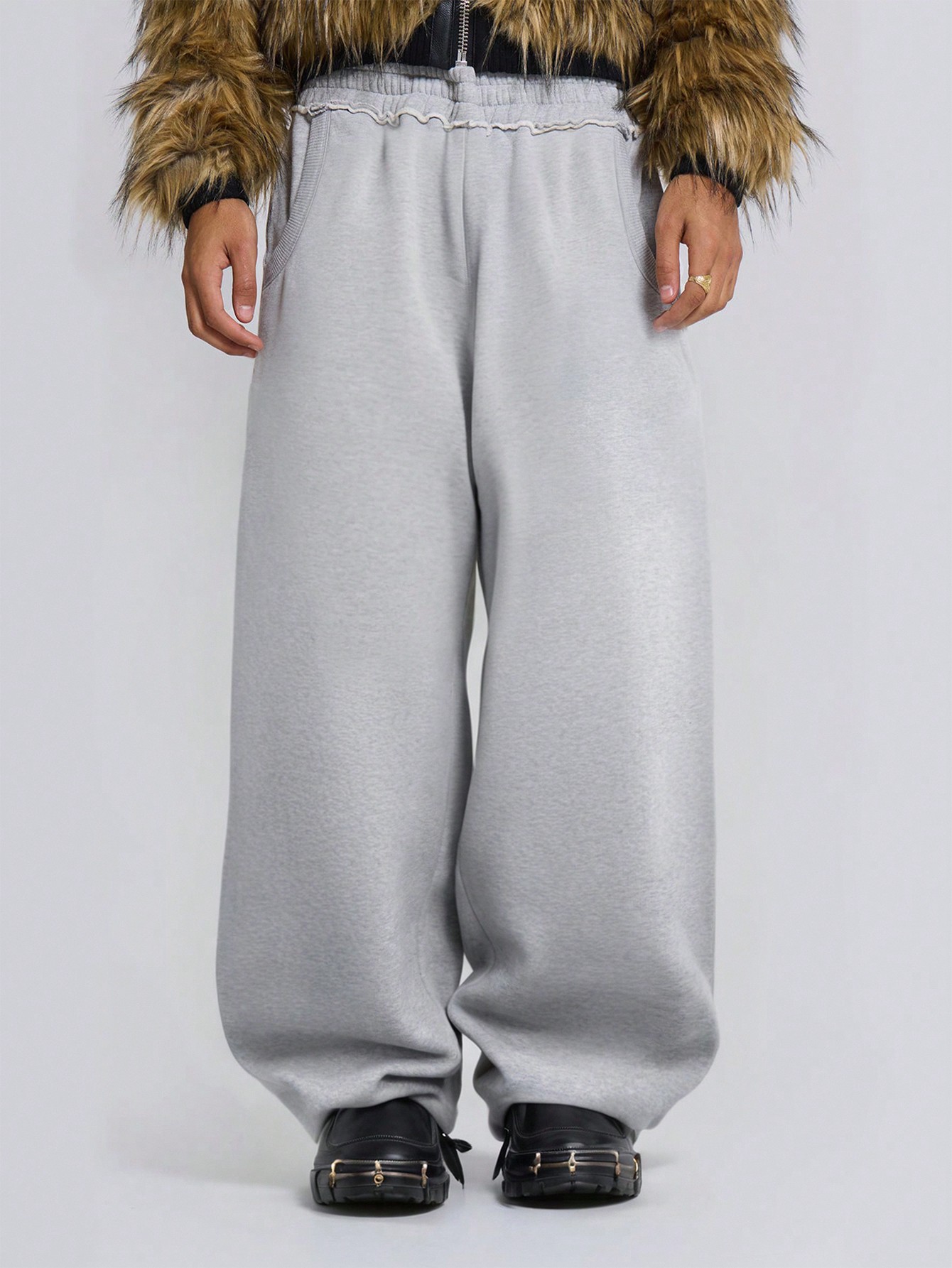 Manfinity Dauomo Plus Size Men's Solid Color Elastic Waist Pocket Loose Fit Casual Wide Leg Pants