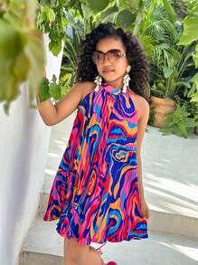 SHEIN Tween Girls' Colorful Pattern Pleated Sleeveless Halter Neck Chiffon Dress For Vacation