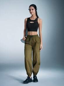 SHEIN Solid Color Mesh Patchwork Hollow Out Sports Bra - Black - View 4