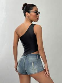 SHEIN Unity 1pc Women Casual Black PU Shoulder Strap Top With Asymmetrical Hem, Suitable For All Seasons - Black - View 2