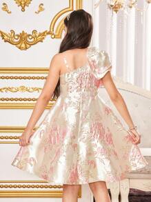SHEIN Mädchen Tween elegantes Kleid aus luxuriösem Brokat-Stoff mit Blumendekor, asymmetrischer Schulter, tailliert, knielang. Blumenmädchen Kleid für Valentinstag, Party/Schulanfang, damenhaft, Prinzessinen-Stil, Hochzeitssaison, Geburtstagsparty - Pink - Übersicht 2