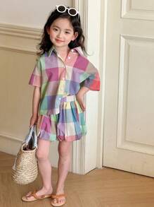 Dazy Kids Set de 2 piezas con Top a cuadros con botones y shorts para niñas pequeñas