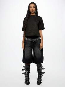 SUMWON WOMEN Varsity Letter Number Four Embossed Crop Top Short Sleeve Graphic Print T-Shirt Weekend Casual Fall Athleisure