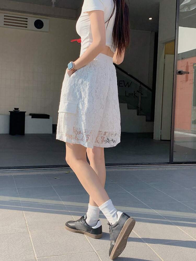 Women's Lace Hollow-Out Casual Straight-Leg Knee-Length Shorts, Suitable For Beach And Resort