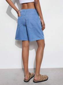 Maija Women's Blue Denim Shorts 100% Cotton Lightweight Denim Material Summer Comfort Shorts Old Money Style Resort Shorts - Medium Wash - View 3