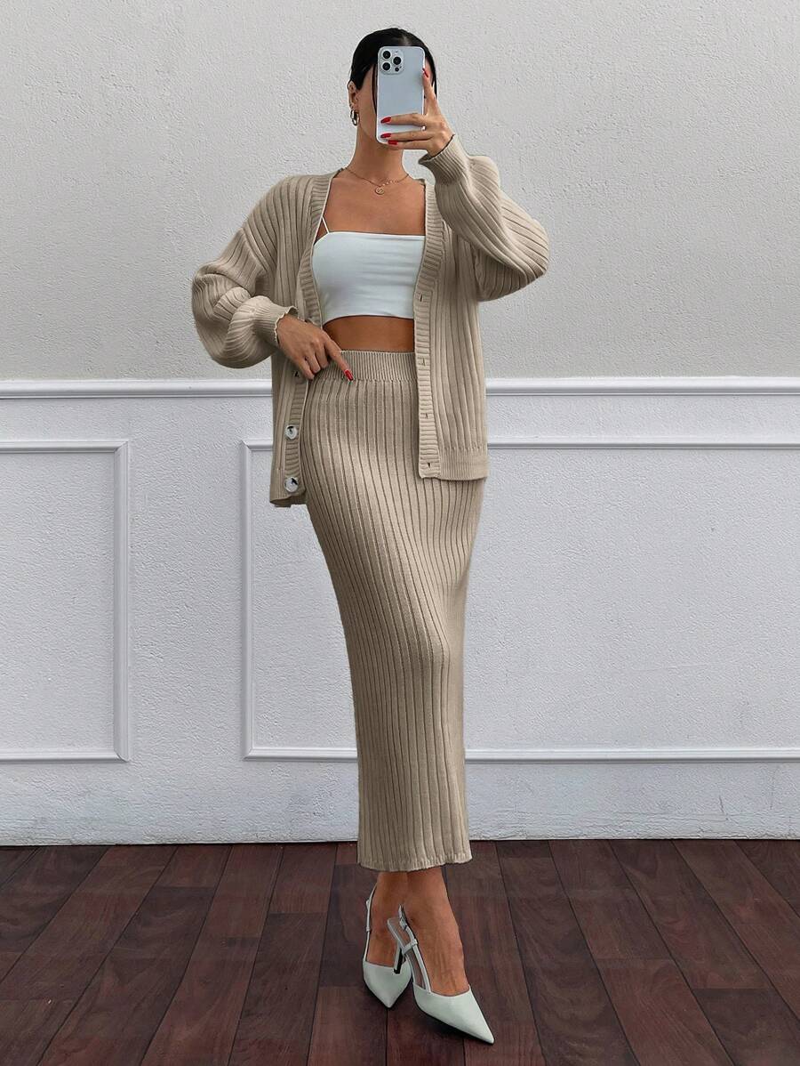 SHEIN Cottnline Conjunto de 2 piezas de falda y cárdigan con patrón de costilla - Camel - Ver 1