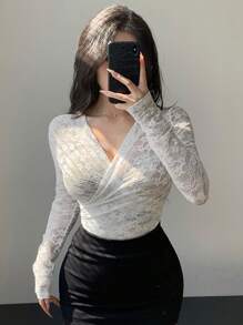 DAZY Camicetta da donna con scollo a V in pizzo, top aderente a canottiera