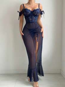 Set de 2 piezas de lencería con vestido maxi con corte lateral, de encaje con contraste de malla y volantes, talla grande tanga
