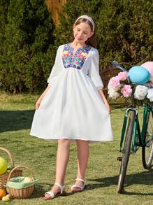 Mädchen Boho Blumen V-Ausschnitt besticktes Urlaubskleid, geeignet für Outdoor, Strand, Alltagstragen - Weiss - Übersicht 3