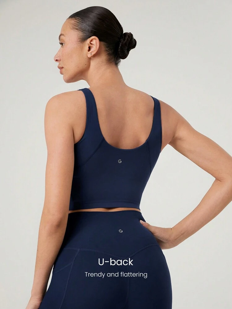 Camiseta de tirantes corta y activa FeatherFit™ con espalda en U, apta para yoga de bajo impacto y uso diario