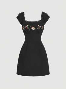 SHEIN MOD 刺绣贝壳袖黑色短裙