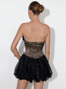 Aveloria Affinna Élégante et séduisante robe courte en organza à volants, taille peplum, imprimé léopard pour femmes