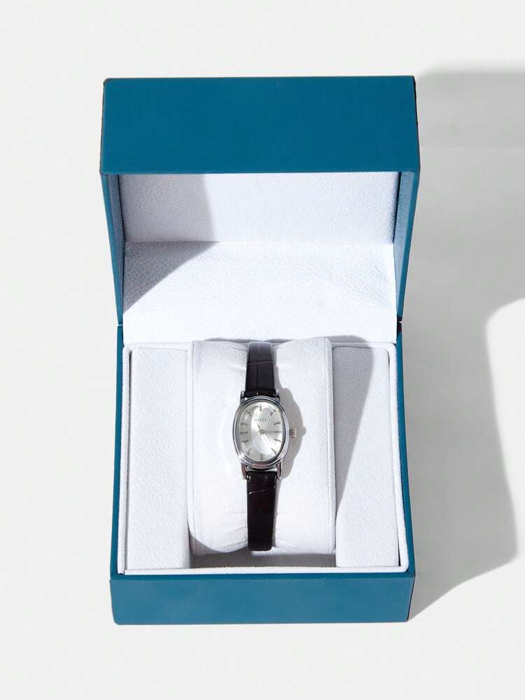 1PC WOMEN'S OVAL DIAL TEXTURED STRAP WATCH