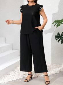SHEIN Clasi 2pcs/Set Plus Size Women Solid Color Faux Pearl Decor Cap Sleeve Top And Pants Set - Black - View 4