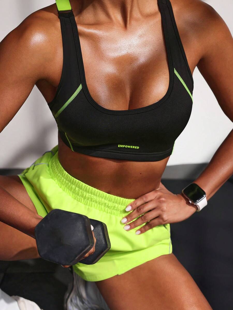 Powerista Damen einfarbiger Patchwork minimalistischer anliegender Sporttop - Minzgrün - Übersicht 1