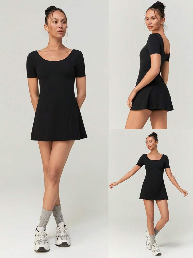 Vestido FeatherFit™-Air de manga corta, escote en U, silueta de línea A con abertura y pantalón corto incorporado, para yoga de bajo impacto y uso diario, con copas extraíbles