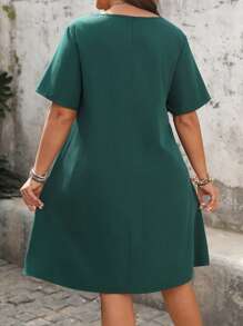 SHEIN LUNE 大码女士休闲中式度假连衣裙，适合派对、聚会、购物、圣帕特里克节、复活节、春夏季 - 綠色 - 查看 2