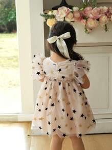SHEIN Baby Girl Star Mesh Bow Cap Sleeve Cap Sleeve Dress, Comfortable Sweet Style, Featuring Luxurious & Elegant Design, Perfect For Outings - Apricot - View 2