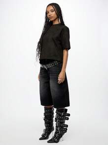 SUMWON WOMEN Varsity Letter Number Four Embossed Crop Top Short Sleeve Graphic Print T-Shirt Weekend Casual Fall Athleisure