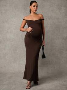 MaterniChic Elegant Solid Color Off-Shoulder Fitted Mermaid Maternity Dress - Brown - View 3