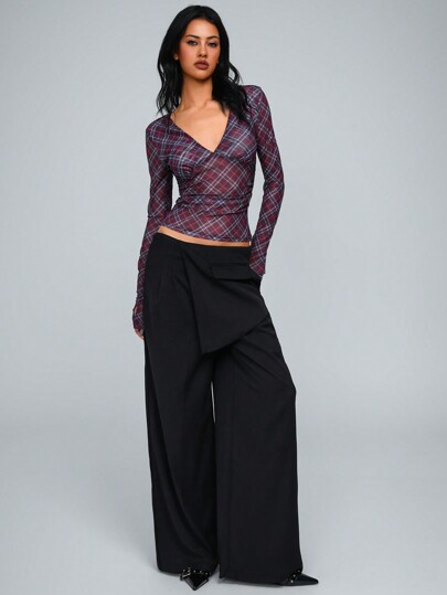 TRNVIE Top moulant à col V, col pouce et motif à carreaux