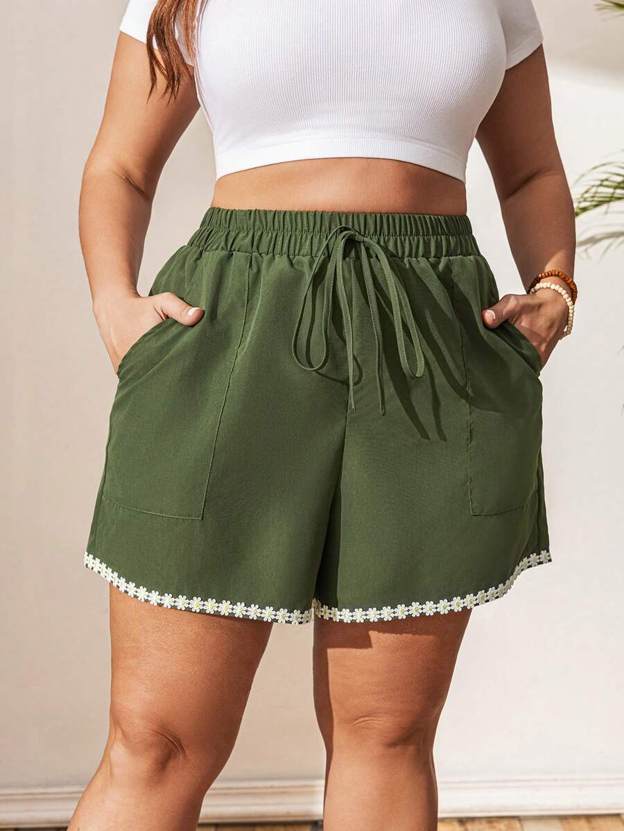 SHEIN LUNE Plus Size Women Cooling Stress Relief Shorts Elegant Fashion Lounge Summer St. Patrick's Day Rave Festival Spring Break Boho Shorts