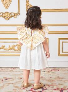 SHEIN Vestido De Babado Com Estampa Floral Dourada Fofa Para Bebê Menina No Verão