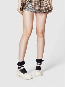 ROMWE Kawaii 女士白色玛丽珍小皮鞋，带带扣的封闭式鞋头哥特式鞋，仿珍珠系带乐福鞋，厚底和厚底平底鞋 - 米色 - 查看 2