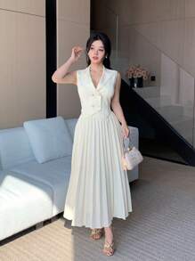 DAZY 纯色西装背心和百褶裙女士套装，适合职业女性穿着，商务休闲。 - 米色 - 查看 6