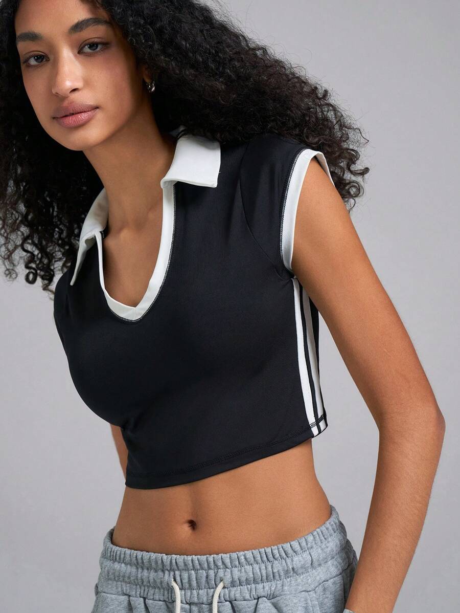 Easelle 女士休闲运动吸湿排汗黑白拼色 V 领修身背心，春夏 - 黑與白 - 查看 1