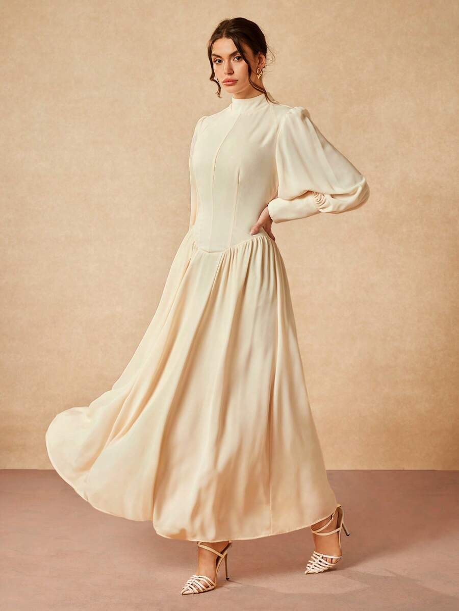 Oxana Vestido largo de manga larga elegante y blanco de diseñador, atuendos para festivales, atuendos para conciertos, vestidos de boda y de graduación - Blanco - Ver 1