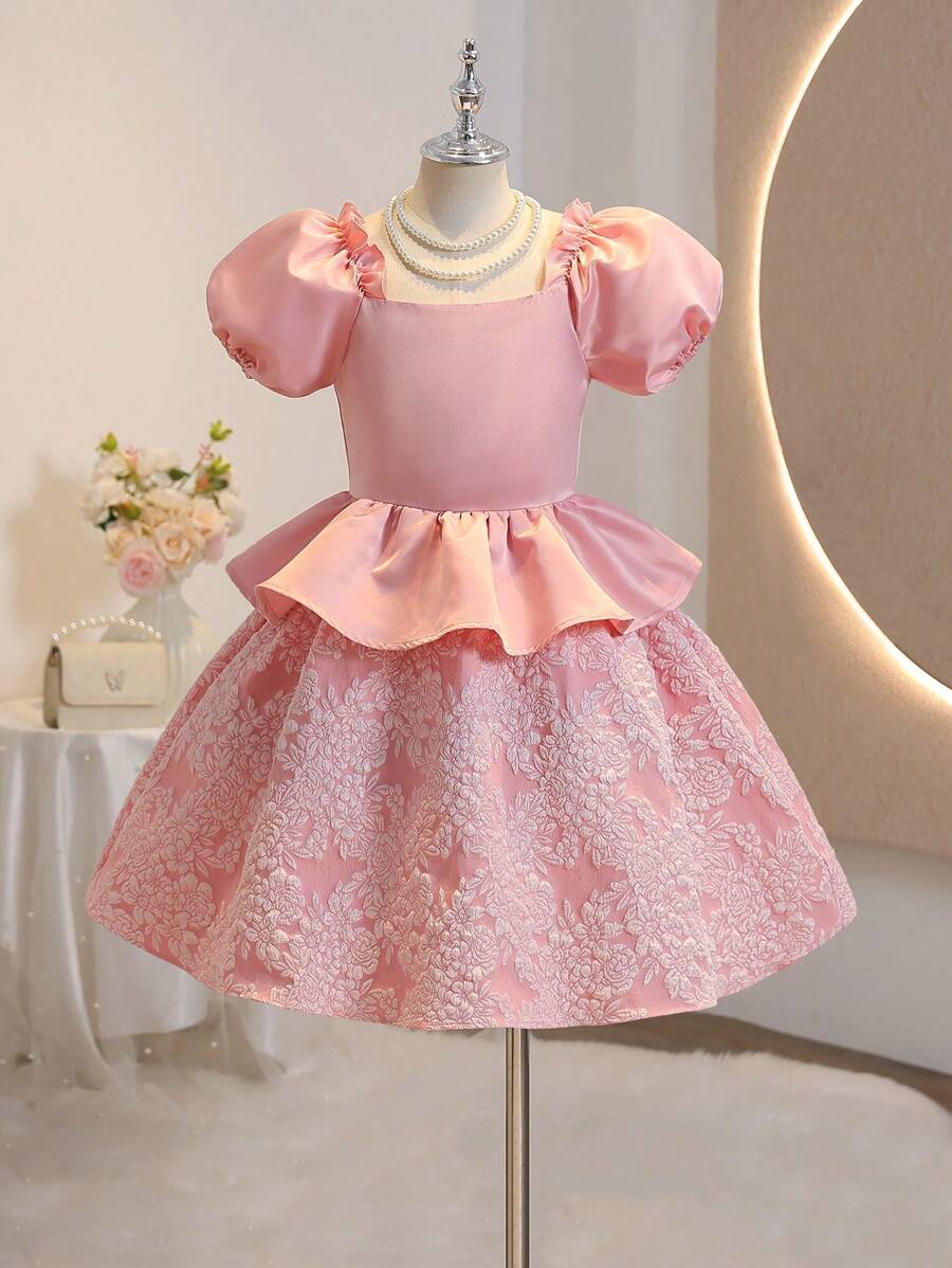 SHEIN Tween Girl 薄纱提花 A 字形连衣裙，鸡心领泡泡袖，褶皱腰身，喇叭裙，适合情人节、婚礼、生日派对的特殊场合连衣裙 - 粉色 - 查看 1