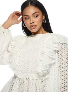 MISSGUIDED Blusa con ricamo inglese, maniche a sbuffo stile vittoriano, balze con occhielli, elegante camicetta romantica primaverile-estiva, ispirata al vintage boho, stile cottagecore - Bianco - Visualizzare 5
