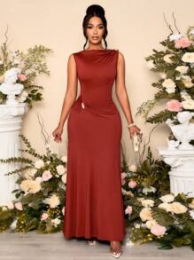 SOLERSUN Women's Fashionable Elegant Asymmetric Neckline Ruched Side Long Dress - Brown - View 3