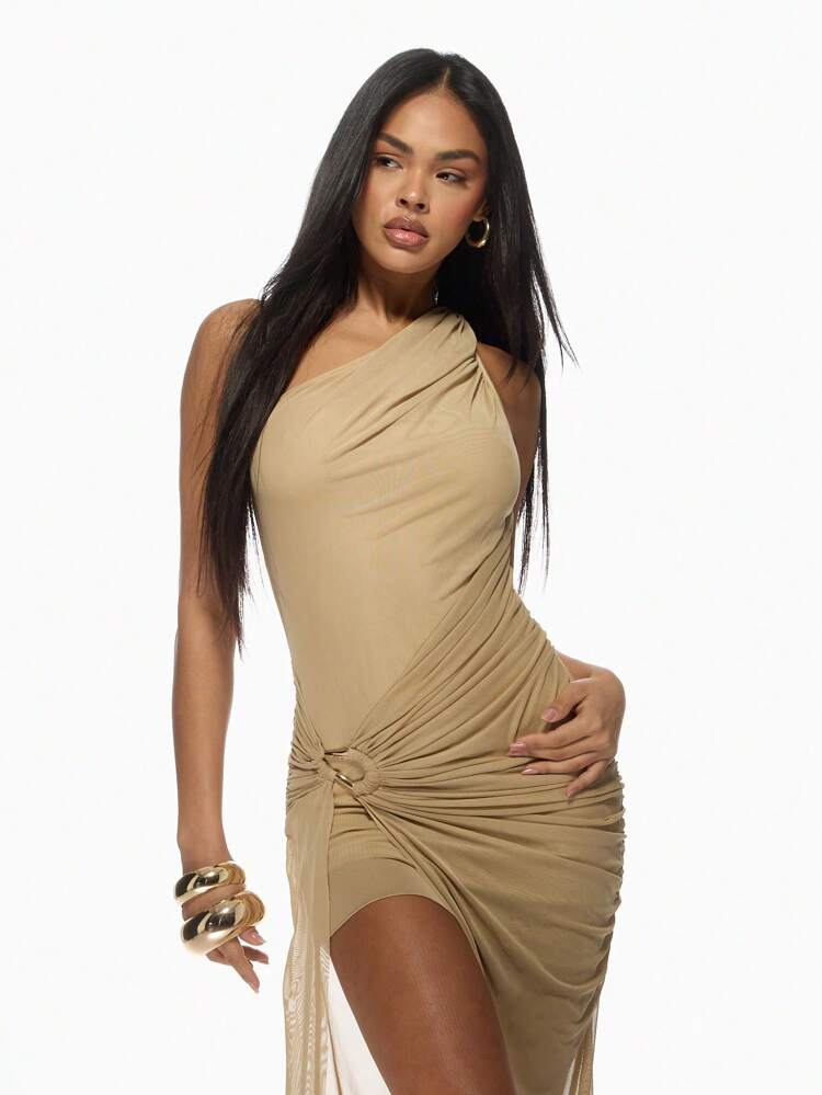 MISSGUIDED Elegant One Shoulder Asymmetric Draped Evening Gown With Side Slit Party Special Occasion Dress With Ruched Design