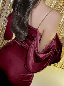 DAZY 女士优雅露肩丝绒紧身迷你连衣裙 舞会礼服 派对女士吊带裙 夜店装 返校季服装 返校节礼服 红色女士连衣裙 性感连衣裙 圣诞节嘉年华 - 酒紅色 - 查看 2