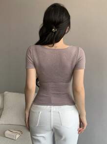 DAZY Camiseta de mujer de manga corta, cuello alto y ajuste ceñido, estilo minimalista apta para el verano, crop top para mujeres