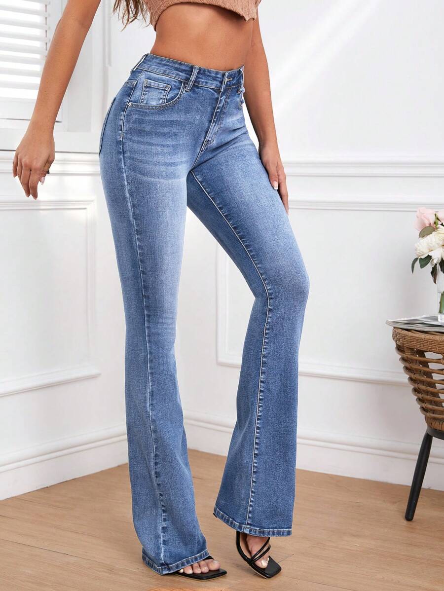SHEIN Tall Women's Pocketed Flared Casual Versatile Denim Jeans - Light Wash - View 1