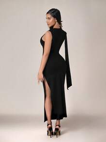Zolique Spring Sexy Party Slanted Shoulder Asymmetrical Streamer Pleated Dress Slim Sexy High Split Hip-Wrapped Long, Suitable For Dating, Vacation, Party