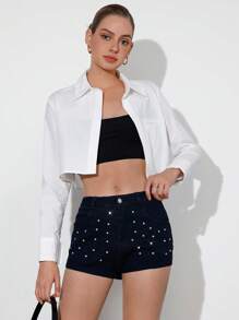 Aveloria Affinna Pantalones cortos asimétricos ultra cortos decorados con remaches de plata de estilo chic callejero romántico punk del milenio