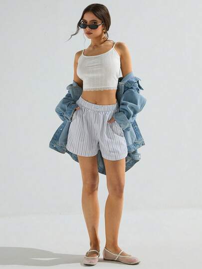 Athîral Women's Casual White Stripe Loose Fit Wide Leg Shorts, Minimalist And Fashionable For Daily Wear Western Wear Vintage