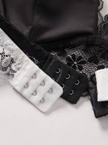 4pcs/Set Romantic Lace Halter Neck Lingerie Set
