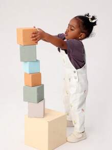 SHEIN Denimly 女童时尚休闲可爱花卉刺绣水洗白色牛仔背带裤