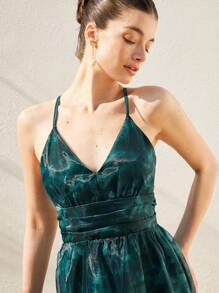 Aveloria Rosie Vestido largo de tirantes con diseño de cintura fruncida en organza estampada