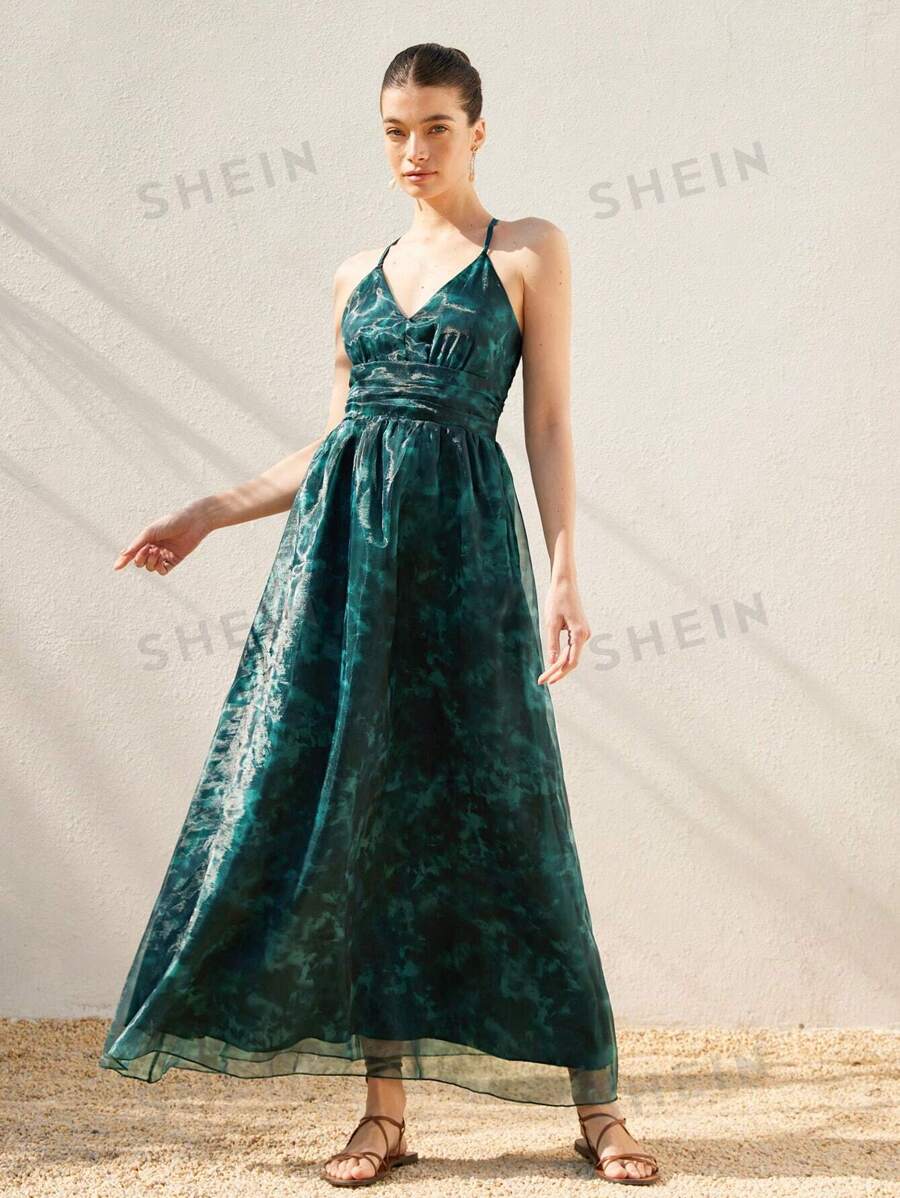 Aveloria Rosie Vestido largo de tirantes con diseño de cintura fruncida en organza estampada