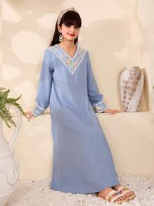 Holiday,Summer,Travel  Tween Girls Long Sleeve Gray-Blue Robe, Loose Fit Floral Embroidered Mesh Splice Dress, Suitable For School, Travel, Family Gathering, Holiday, Spring And Autumn