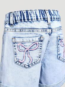 Nuevos shorts vaqueros de verano para niñas con bordado de mariposa, desgastado en la cintura y bolsillos, color azul claro